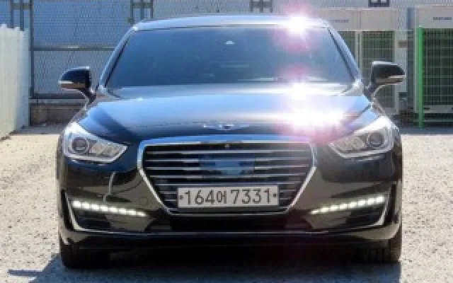 EQ900 중고차 EQ900 5.0 GDI AWD 매물 사진 13 - 2017/05 240,575km