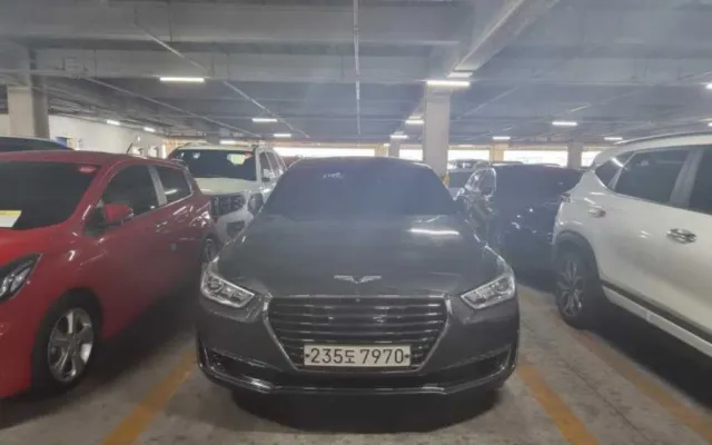 EQ900 중고차 EQ900 3.8 GDI AWD 매물 사진 16 - 2017/05 128,348km