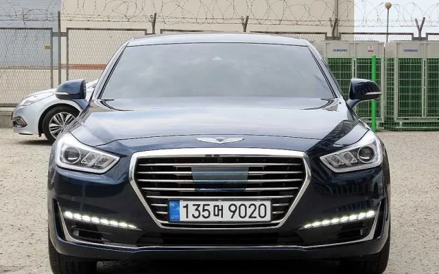 EQ900 중고차 EQ900 5.0 GDI AWD 매물 사진 16 - 2018/07 98,463km